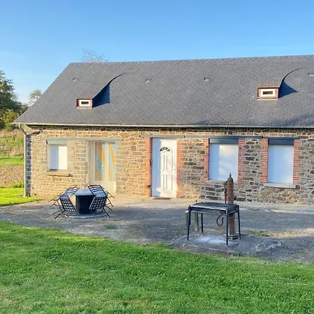 Petite Maison Dans La Prairie Holiday home La Pellerine (Mayenne)