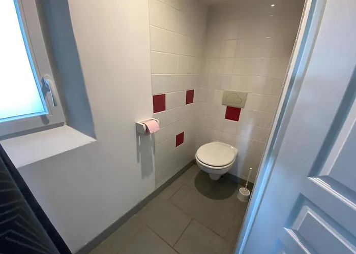 Petite Maison Dans La Prairie